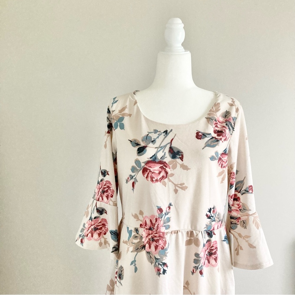Mikarose Cream Soft Floral Modest Bell Sleeve Naomi Dress Size Extra large XL